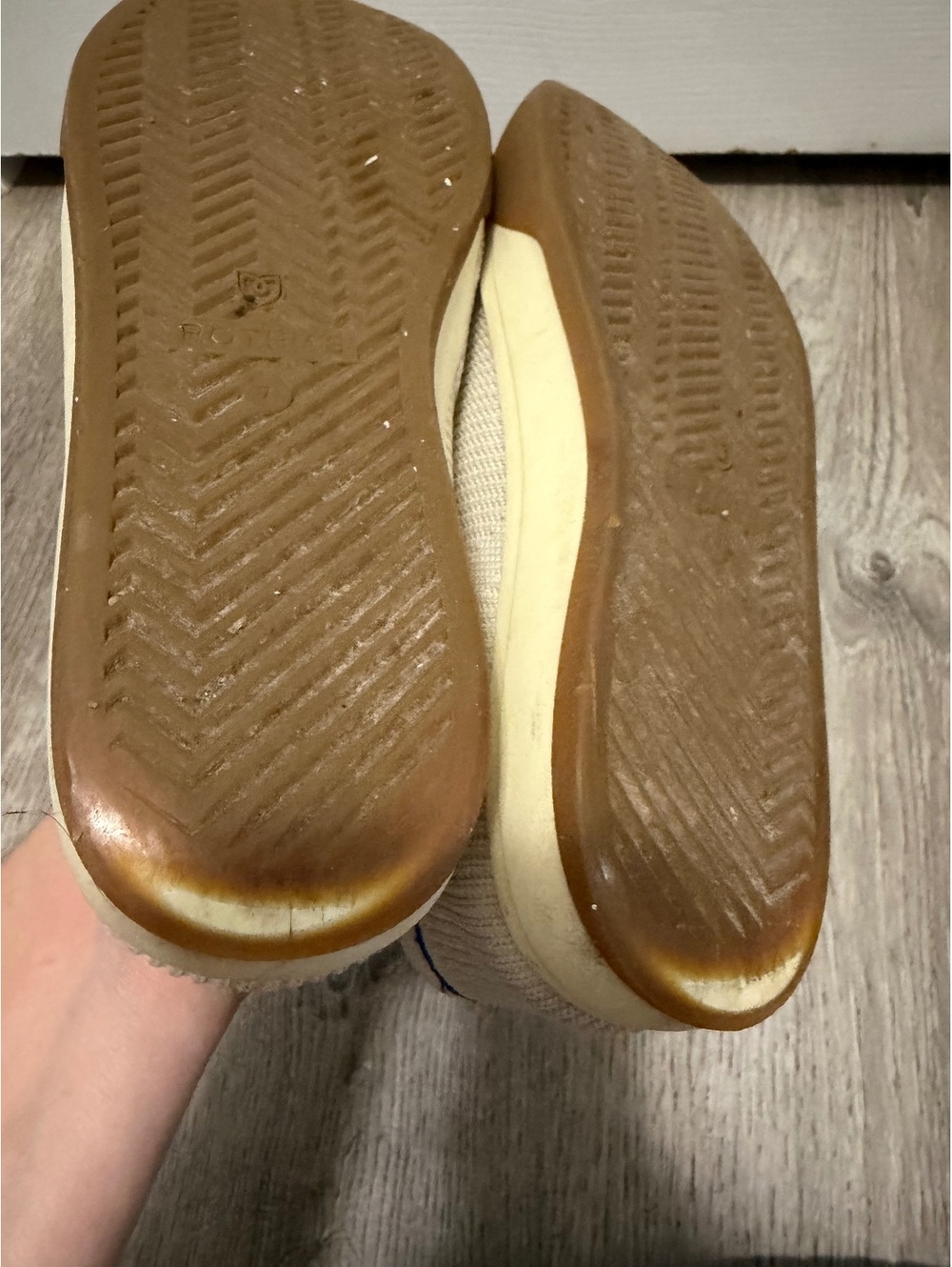 Women’s Rothy’s Sneakers - Picture 4 of 6